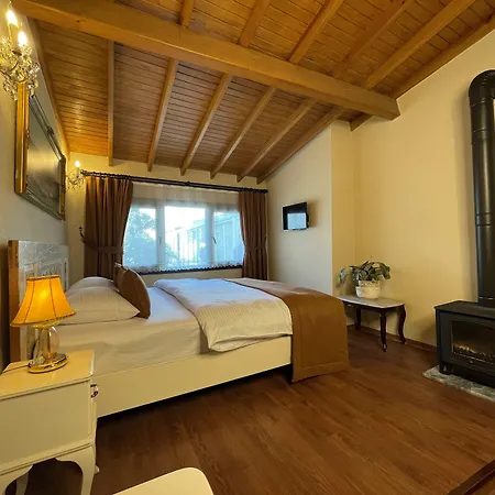 Sakli Tas Отель *